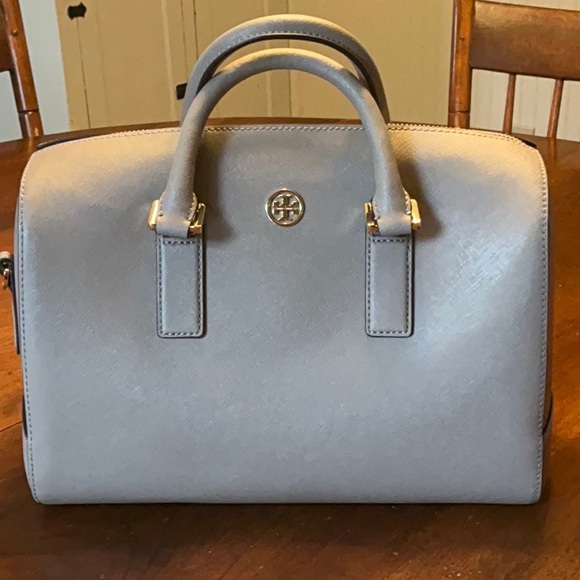 Tory Burch Handbags - Tory Burch Robinson Satchel Purse